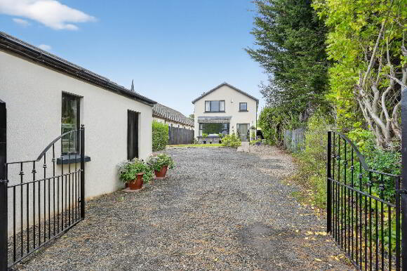 Photo 1 of 9a Station Road, Greenisland, Carrickfergus