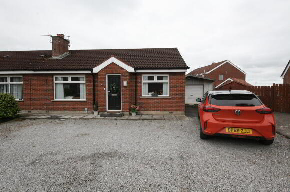 Photo 1 of 41 Claremont Avenue, Moira