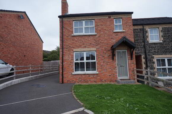 Photo 1 of 24 Glebe Close, Magheralin