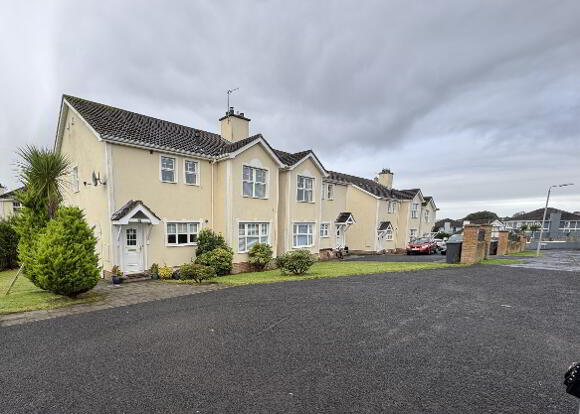 Photo 1 of 26 Oakfield Mews, Derry-Londonderry