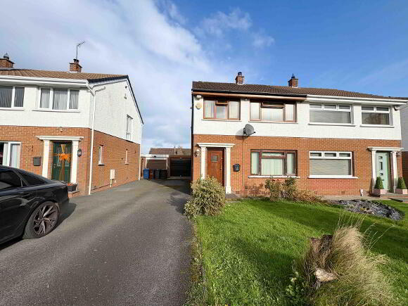 12 Oakfield, Antrim, BT41 1JS