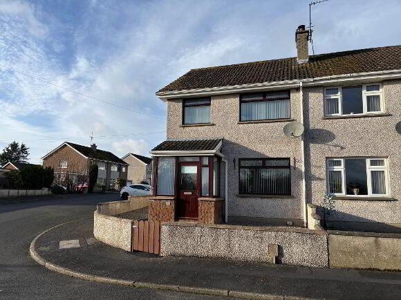 Photo 1 of 33 Churchill Place, Waringstown