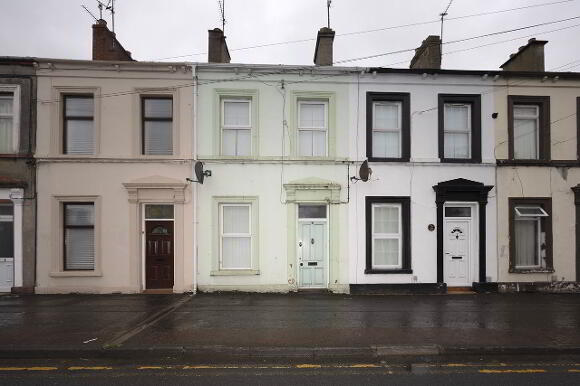 Photo 1 of 8 Lough Road, Lurgan