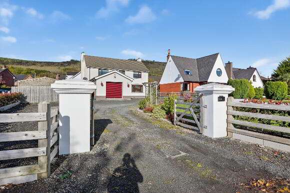 Photo 1 of 114 Upper Road, Greenisland, Carrickfergus