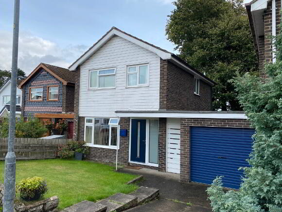 Photo 1 of 66 Woodview Crescent, Lisburn