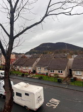 Photo 1 of 32 Prestonfield Avenue, Prestonfield, Edinburgh