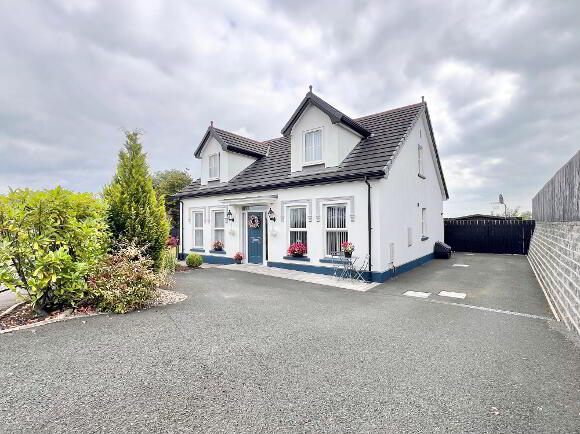 Photo 1 of 2 Farm Lodge Lane, Magherafelt