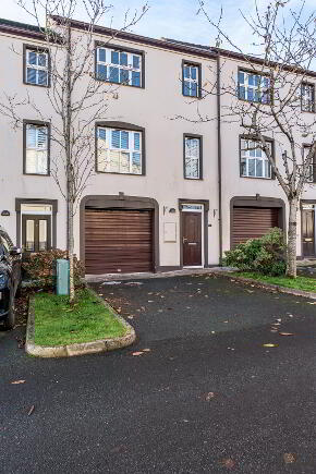 Photo 1 of 9 Village Court, Moira