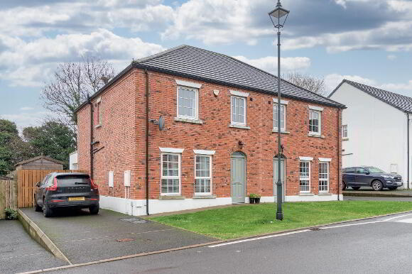 Photo 1 of 23 Harlow Green, Moira