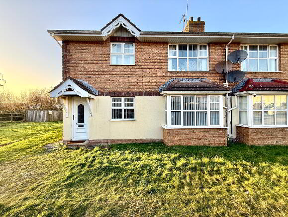 Photo 1 of 49 Lisneal, Waterside, L'Derry