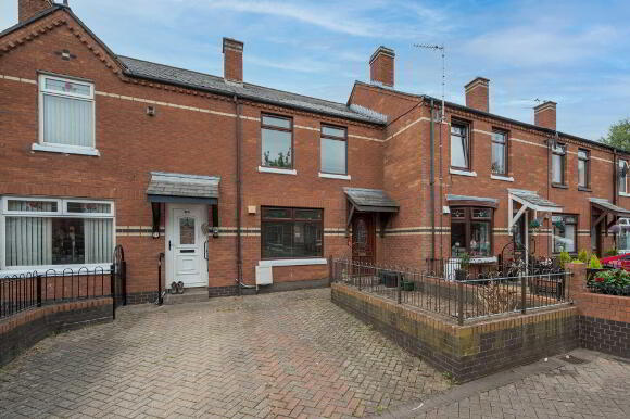 Photo 1 of 22 St Georges Gardens, Belfast