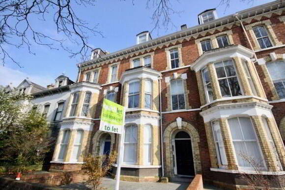 Photo 1 of 25 Ulsterville Avenue, Belfast