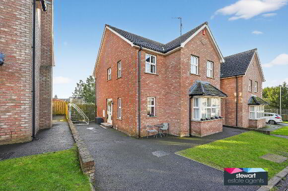 Photo 1 of 8 Broomhill Grove, Magheralin