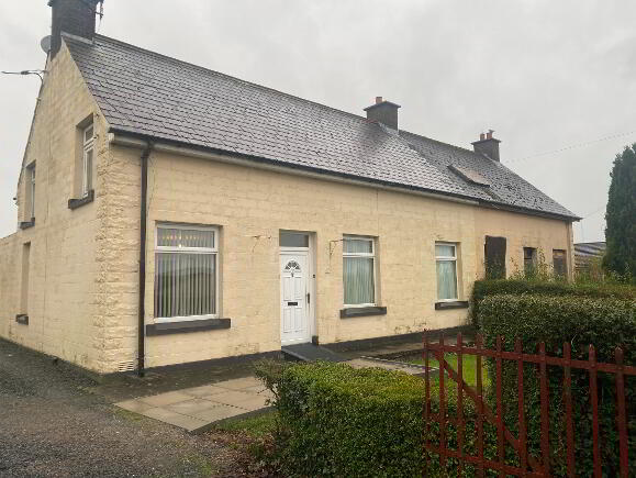 Photo 1 of 35 Mill Hill, Waringstown