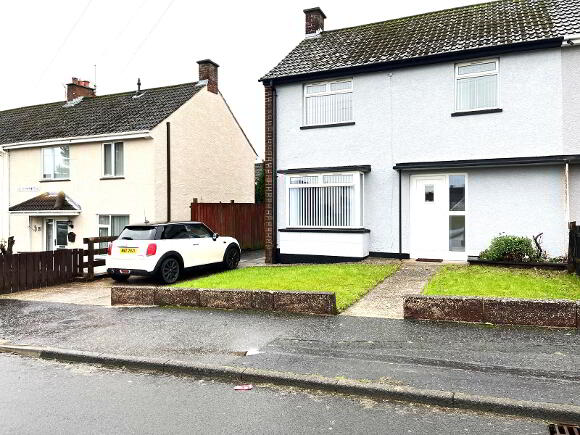 Photo 1 of 33 Crossreagh Drive, Newtownabbey