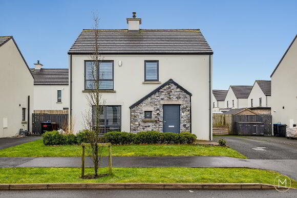 Photo 1 of 5 Oakwood Road, Antrim