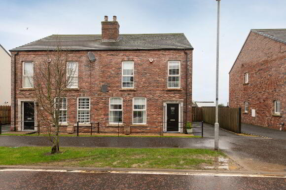 Photo 1 of 47 Blackrock Row, Newtownabbey