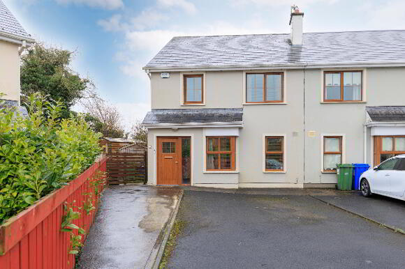 Photo 1 of 16 Rosehill, Newport