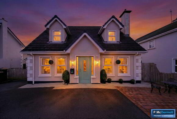 Photo 1 of 51 Willowcroft, Feeny