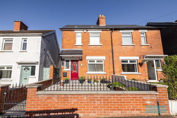 56 Dunraven Park-1.jpg