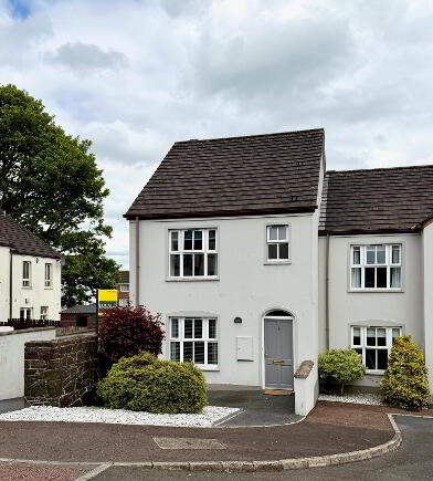 Photo 1 of 4 Village Court, Moira
