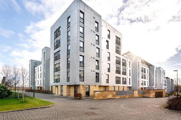 Photo 1 of 14 Kimmerghame Path, Edinburgh