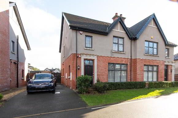 Photo 1 of 46 Oakfield Park, Jordanstown, Newtownabbey