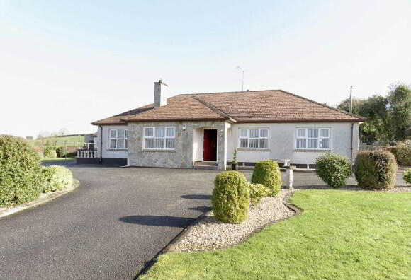 Photo 1 of 28 Tullyard Road, Cookstown