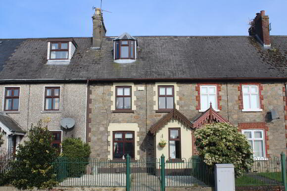 Photo 1 of 6 Charlemont Square North, Bessbrook, Newry