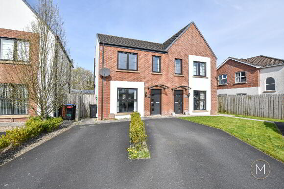 Photo 1 of 17 Bedford Meadows, Antrim