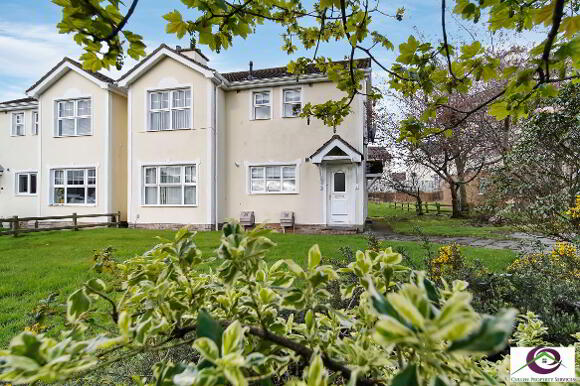 Photo 1 of 13 Oakfield Mews, Derry