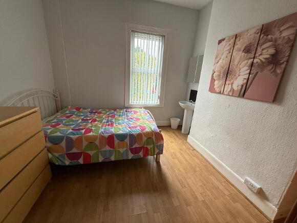 Photo 1 of Malone Avenue, Room 1, All Bills Included, Belfast