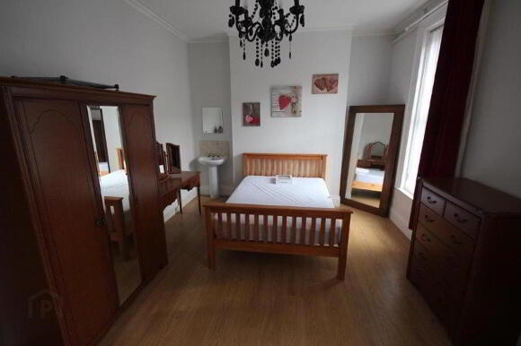 Photo 1 of Malone Avenue, Room 4, All Bills Included, Belfast