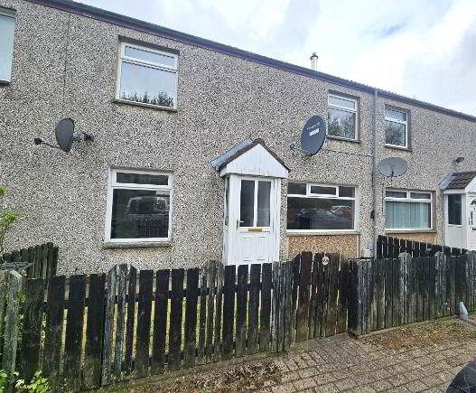 Photo 1 of 28 Carnbrock Drive, Antrim