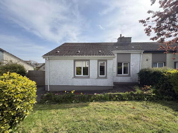 Photo 1 of 9 Hillview Drive, Kilteely