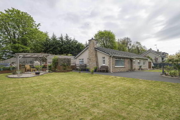 Photo 1 of 16 Markethill Road, Armagh