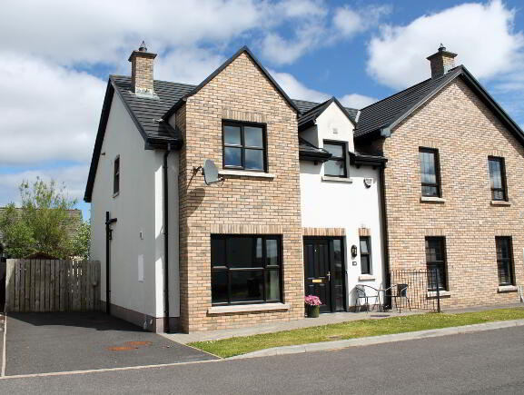 Photo 1 of 10 Parian Way, Belleek