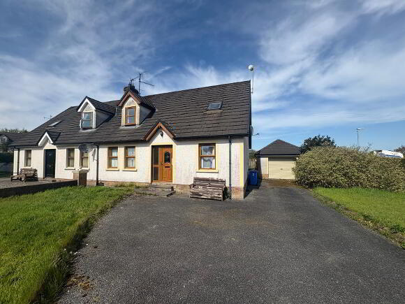 Photo 1 of 3 Fasglashagh Close, Cabragh, Dungannon