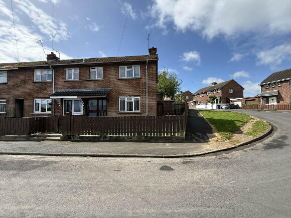 Photo 1 of 11 Orangfield Drive, Armagh