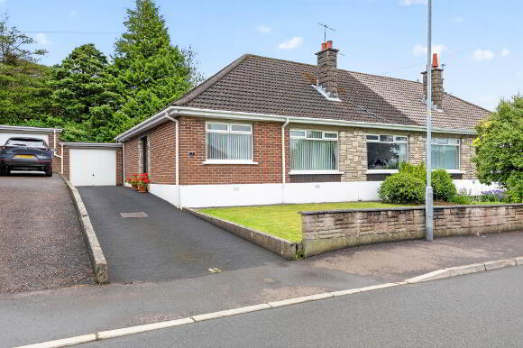 Photo 1 of 9 Pond Park Avenue, Lisburn
