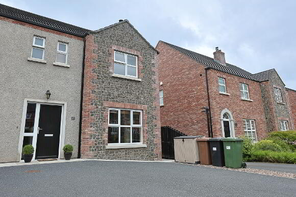 Photo 1 of 27 Bocombra Meadows, Portadown, Craigavon