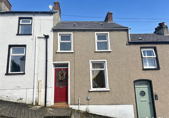 4 Clifton Street 2.jpg