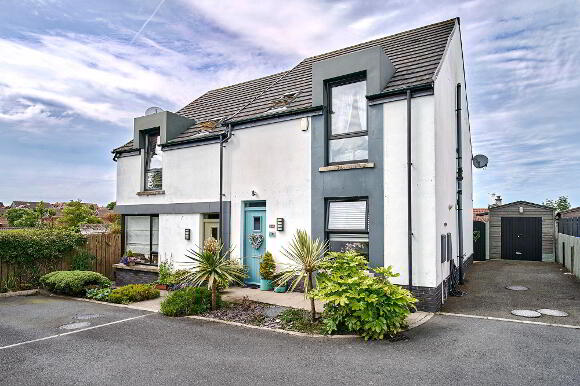 Photo 1 of 16 Viscount Lane, Bangor