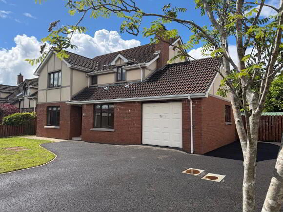 Photo 1 of 40 Carrick Strand, Strabane
