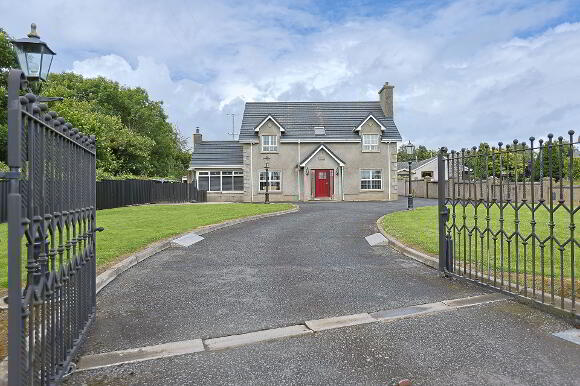 Photo 1 of 155 Scarva Road, Banbridge