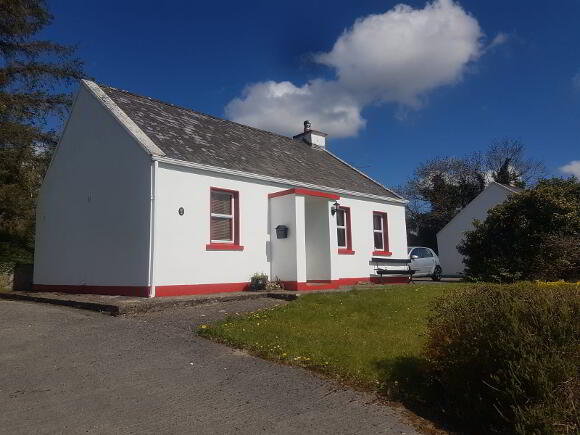 Photo 1 of 2 Lough Scur Cottages, Drumcong, Carrick-On-Shannon, Leitrim