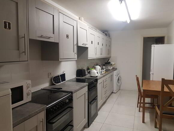 Photo 1 of Room 5, 7 Eglantine Gardens, Belfast