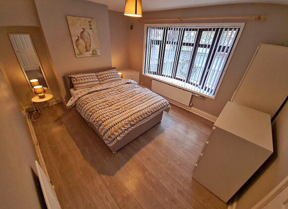 Photo 1 of Room 1, 107 Antrim Road, Belfast