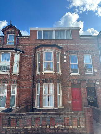 Photo 1 of Great Location, 122b Fitzroy Avenue, Queens Quarter, Belfast