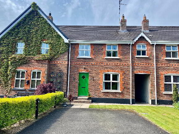 Photo 1 of 33 Ivy Mead, Waterside, L'Derry
